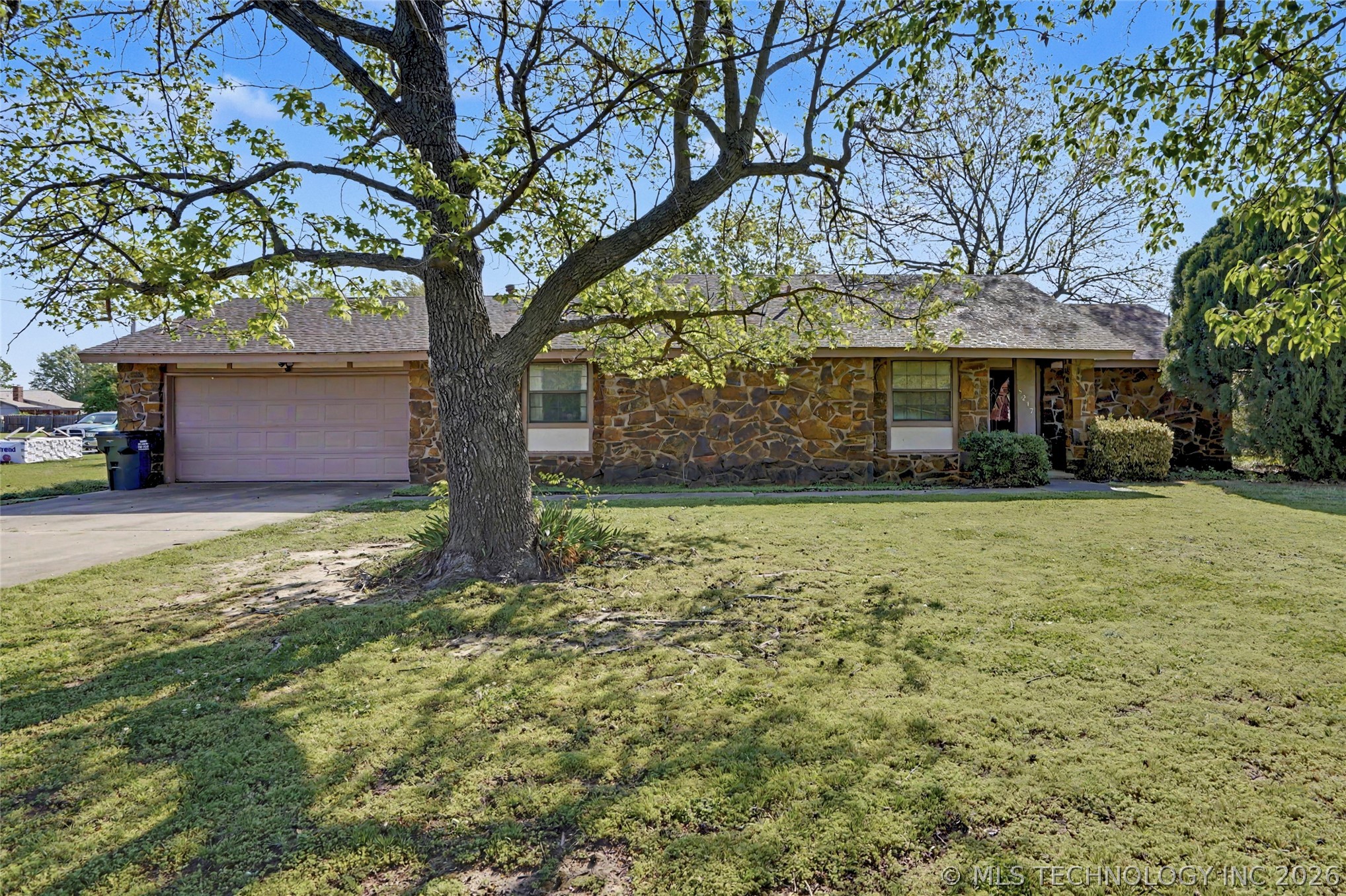8217 N 165th Avenue Owasso OK 74055