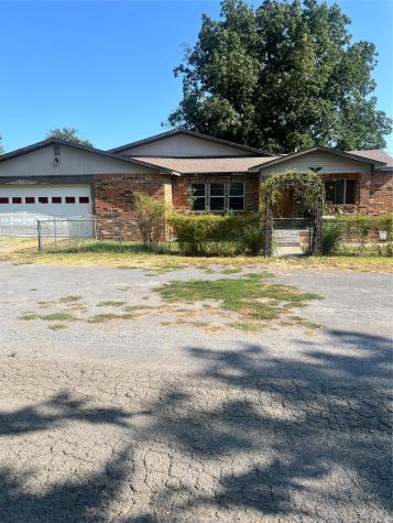 1209 Locust McAlester OK 74501