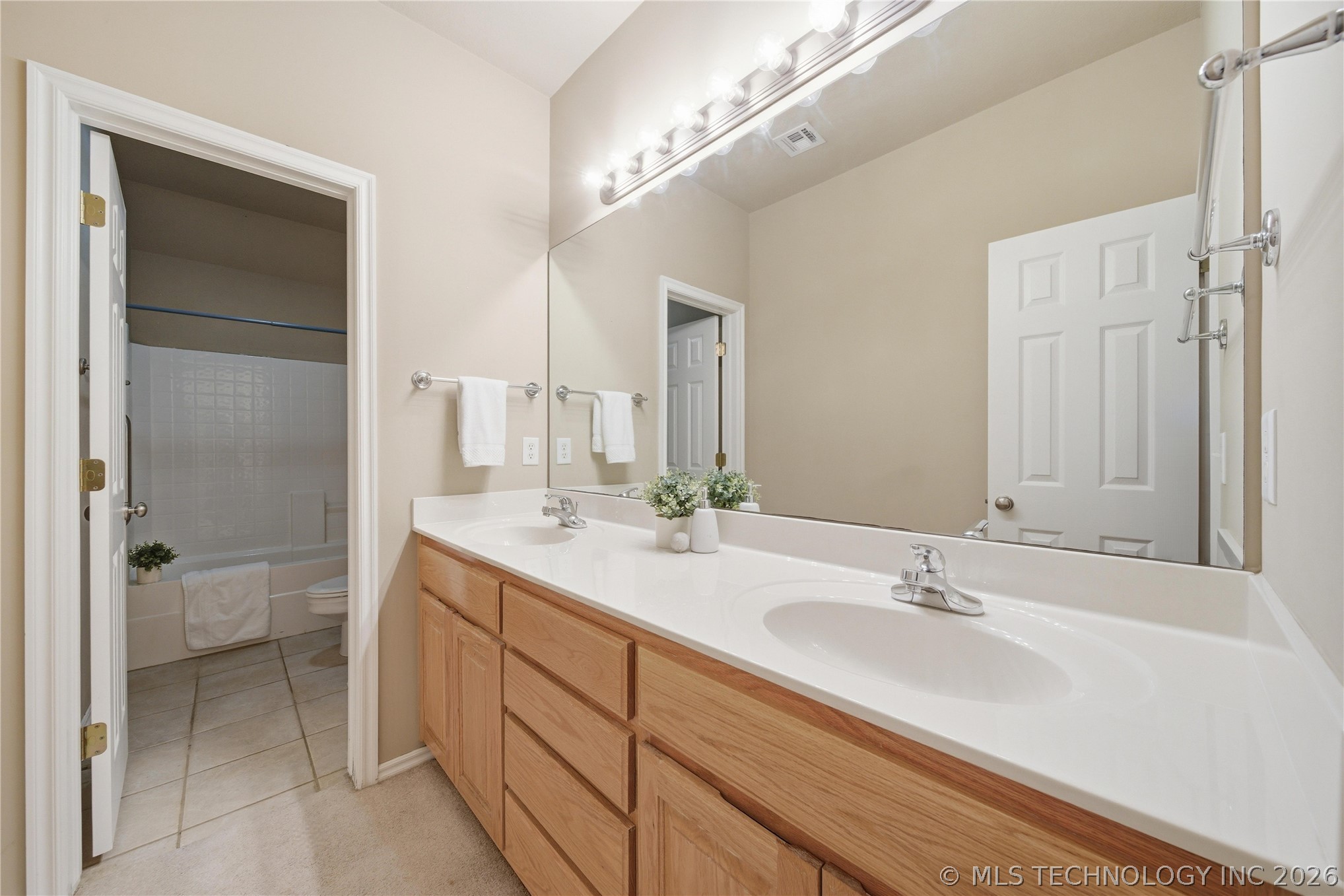 1549 W Rockport Street Broken Arrow OK 74012