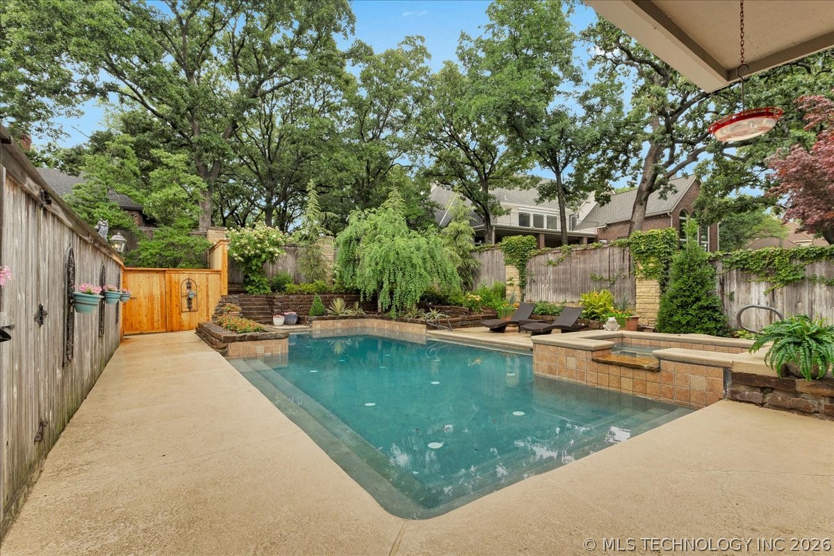 2917 E 68th Street Tulsa OK 74136