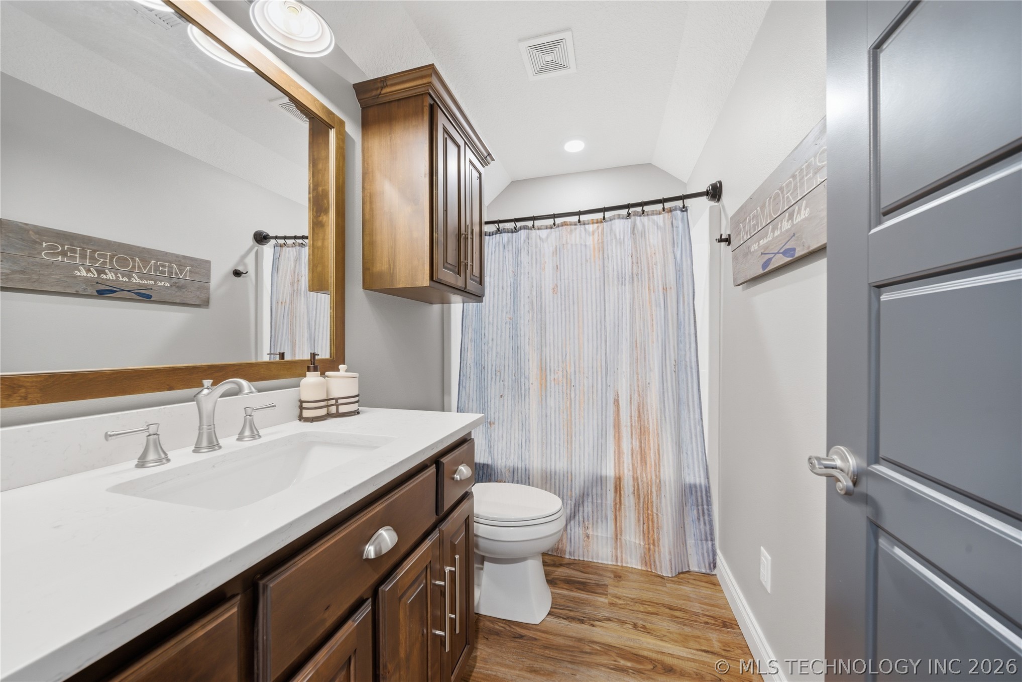 5051 Lake Breeze Road Grove OK 74344