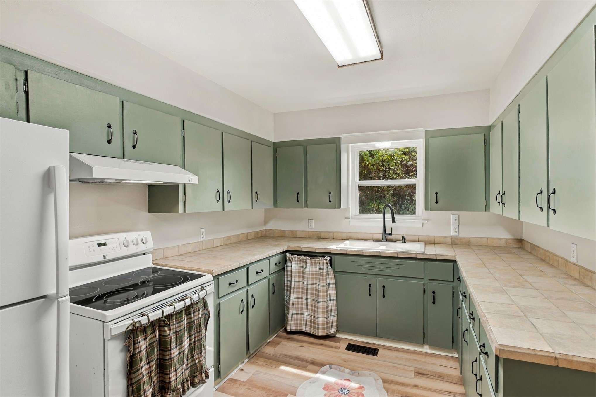 37170 S 640 Road Jay OK 74346