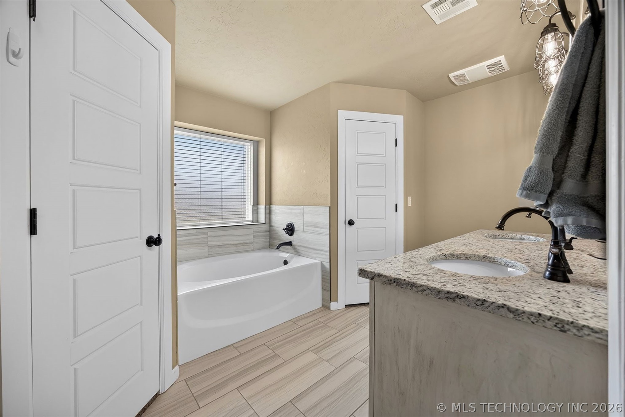 13510 N 130th Eastavenue Collinsville OK 74021