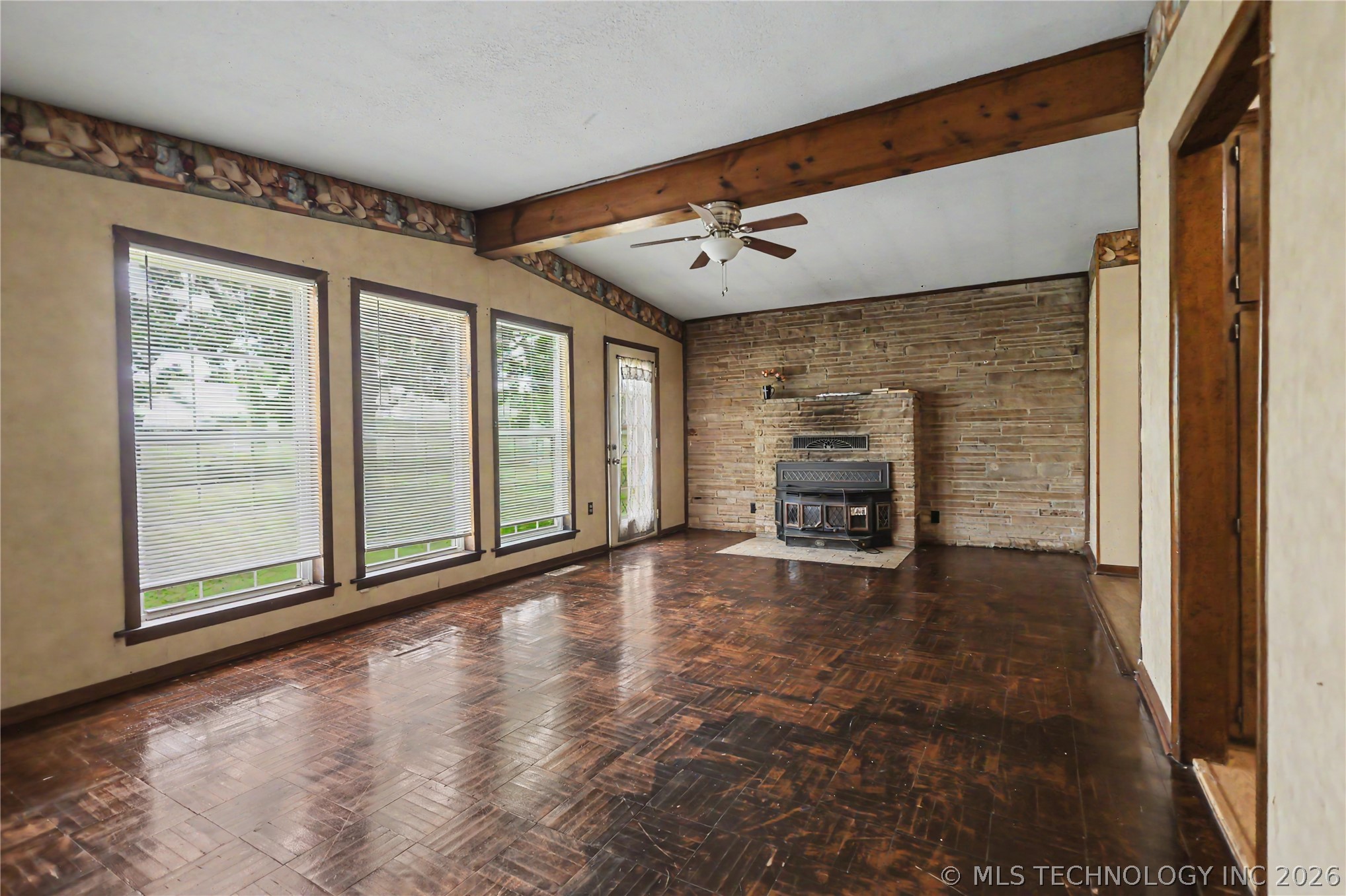 15188 Highway 82 Tahlequah OK 74464