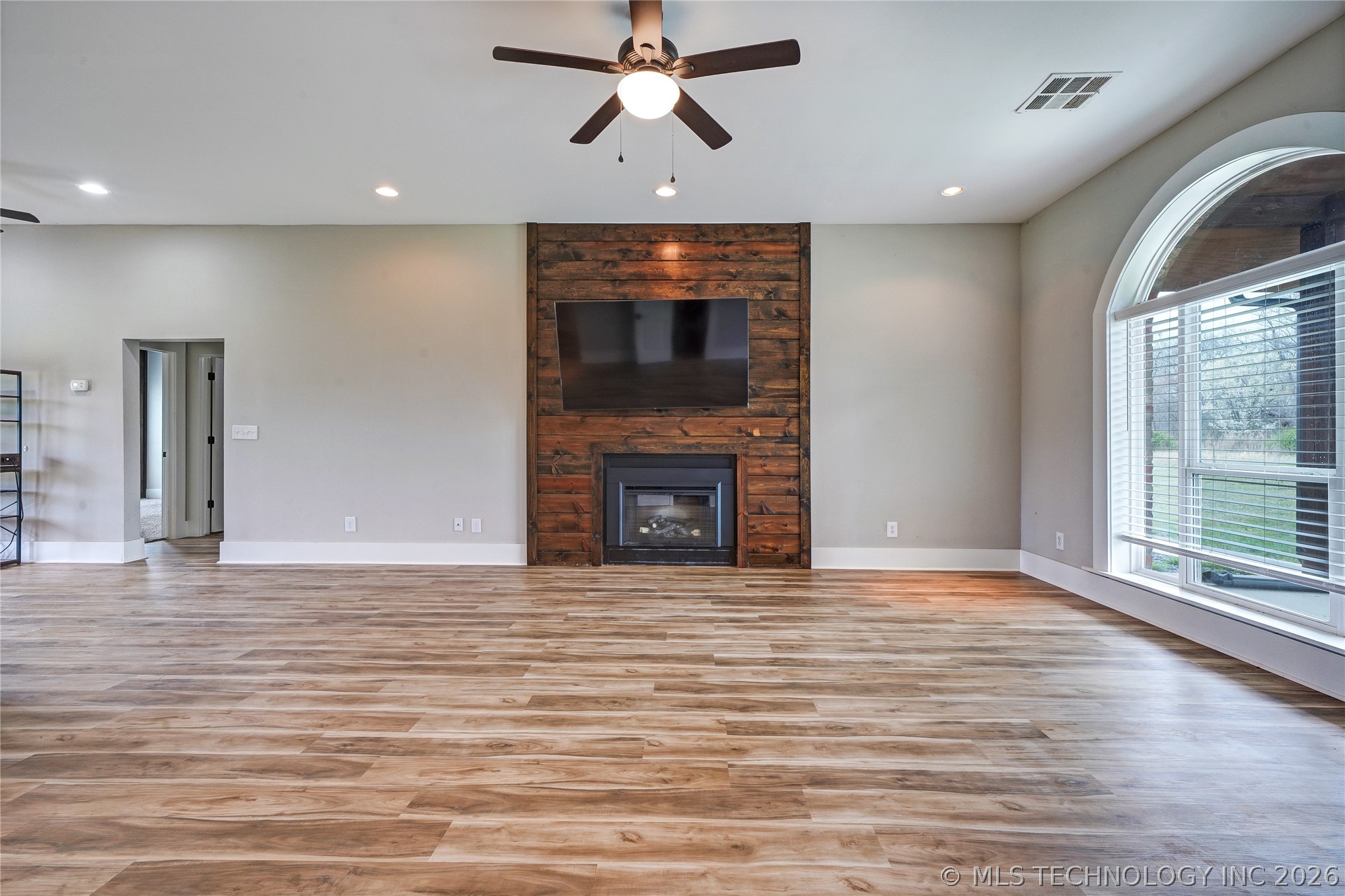 1685 N County Line Road E Fort Gibson OK 74434
