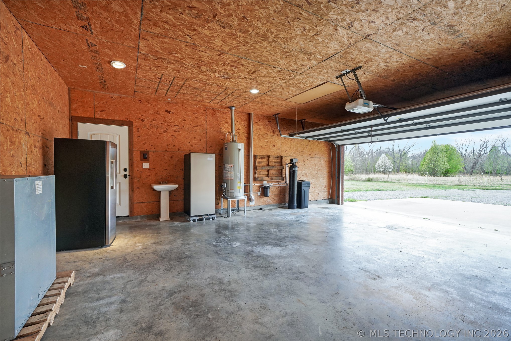1685 N County Line Road E Fort Gibson OK 74434