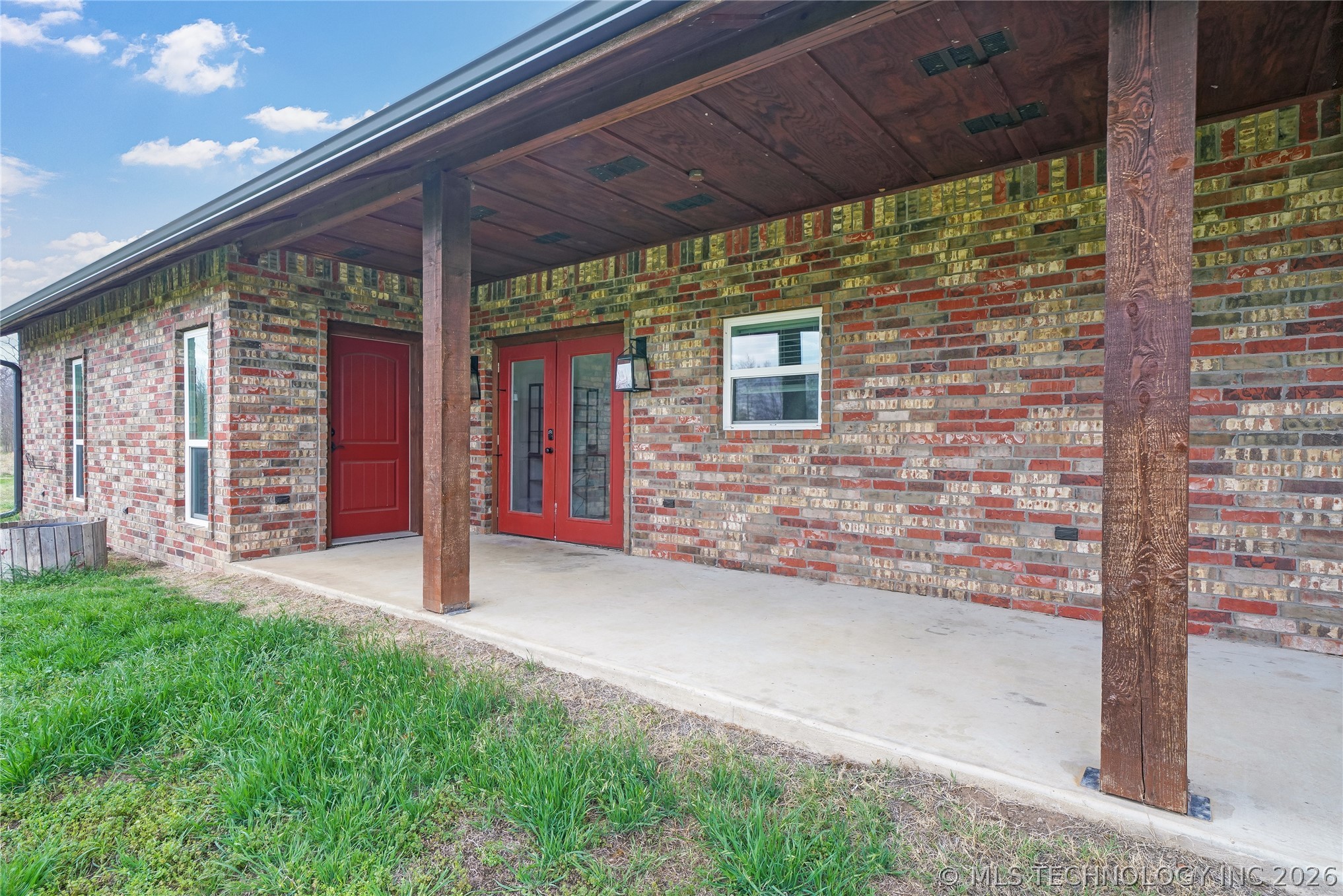 1685 N County Line Road E Fort Gibson OK 74434