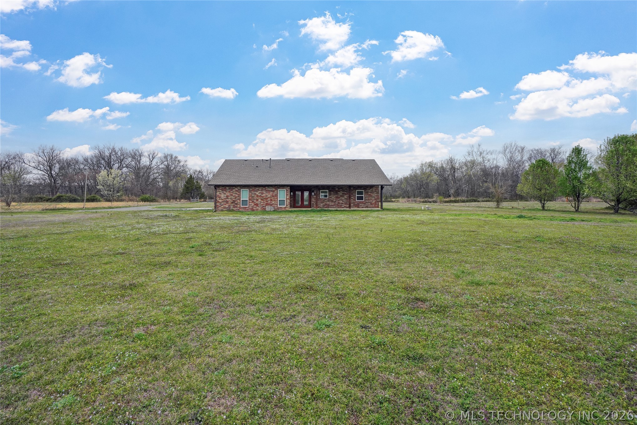 1685 N County Line Road E Fort Gibson OK 74434