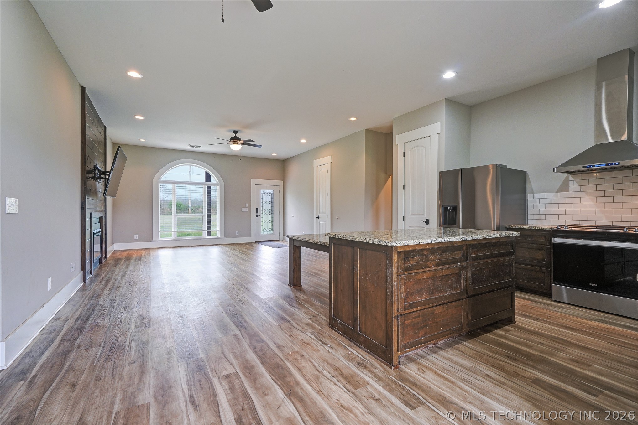 1685 N County Line Road E Fort Gibson OK 74434