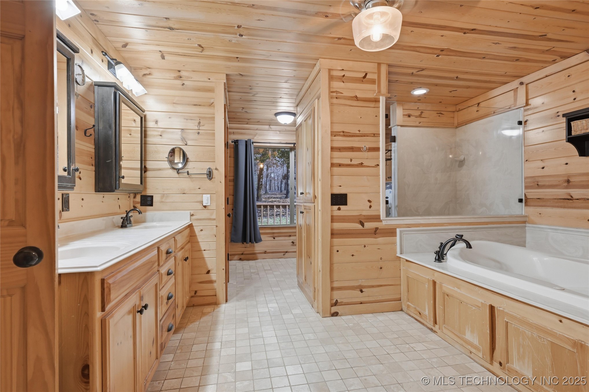 55750 E 360 Road Jay OK 74346