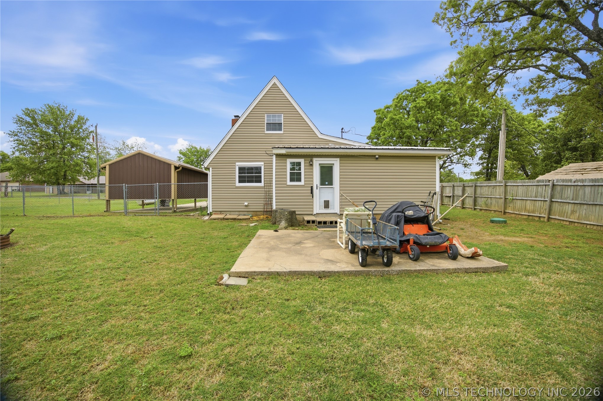 415643 E 1093 Road Checotah OK 74426