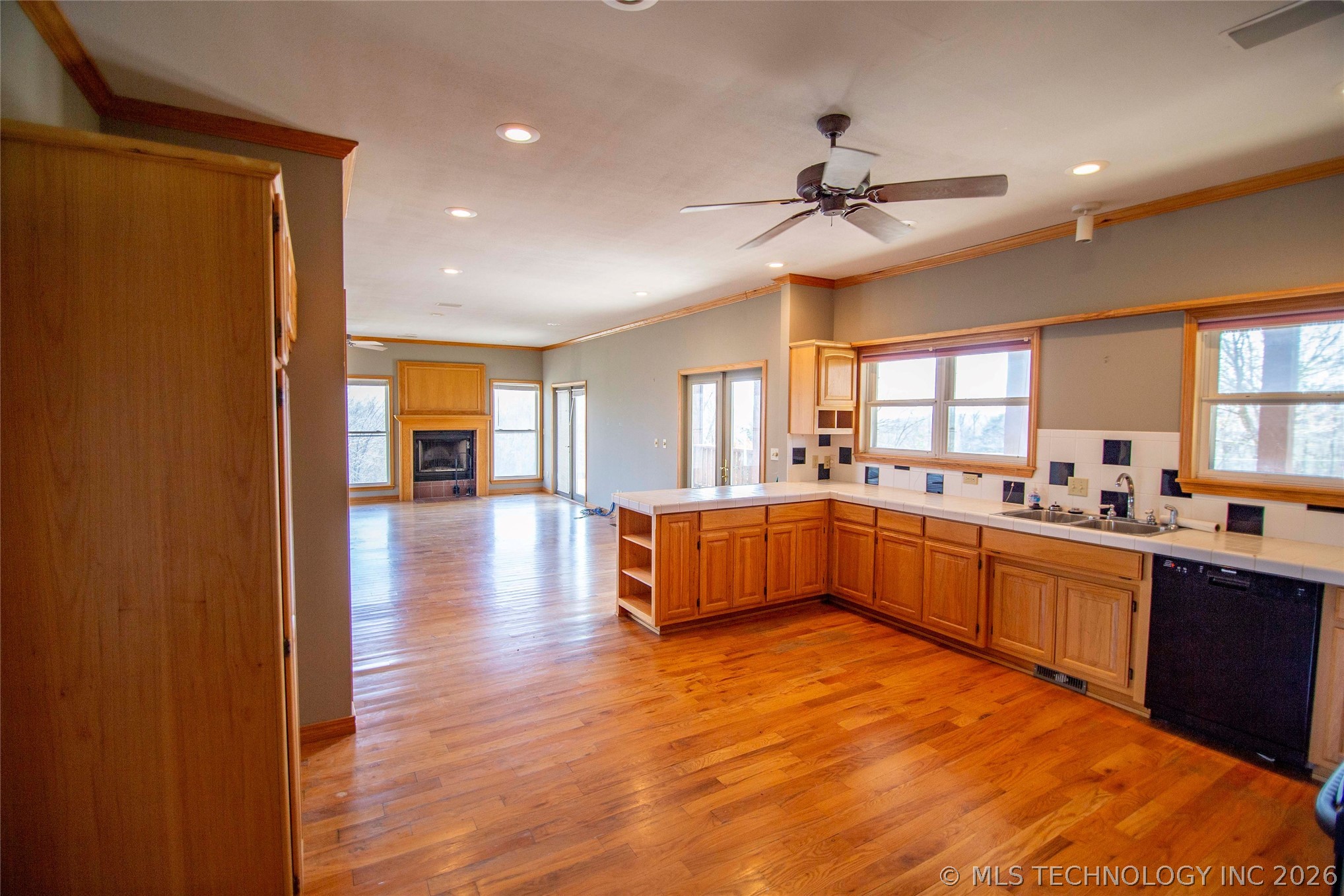5240 Adams Road Mounds OK 74047