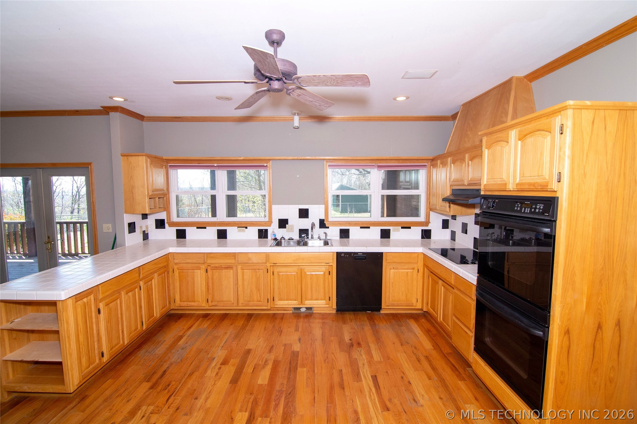 5240 Adams Road Mounds OK 74047