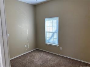 208 E 3rd Street Skiatook OK 74070