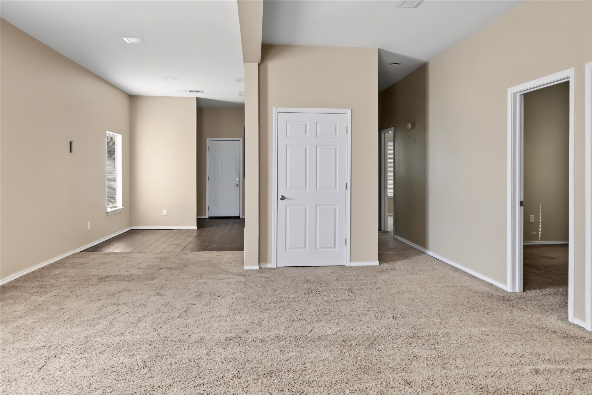 208 E 3rd Street Skiatook OK 74070