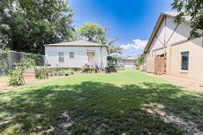 208 E 3rd Street Skiatook OK 74070