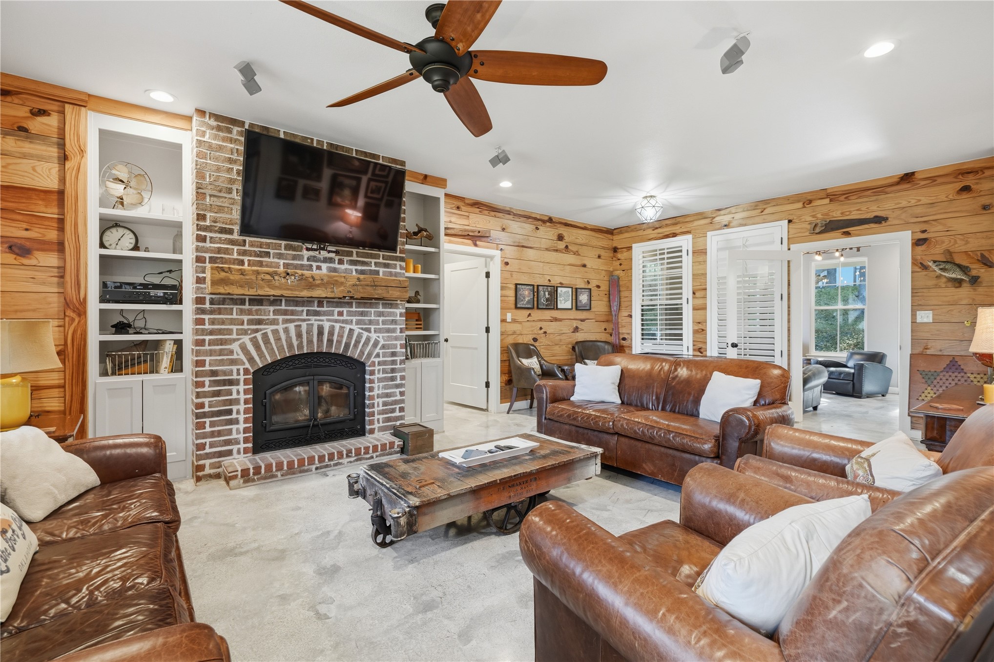 19430 Highway 80 Hulbert OK 74441