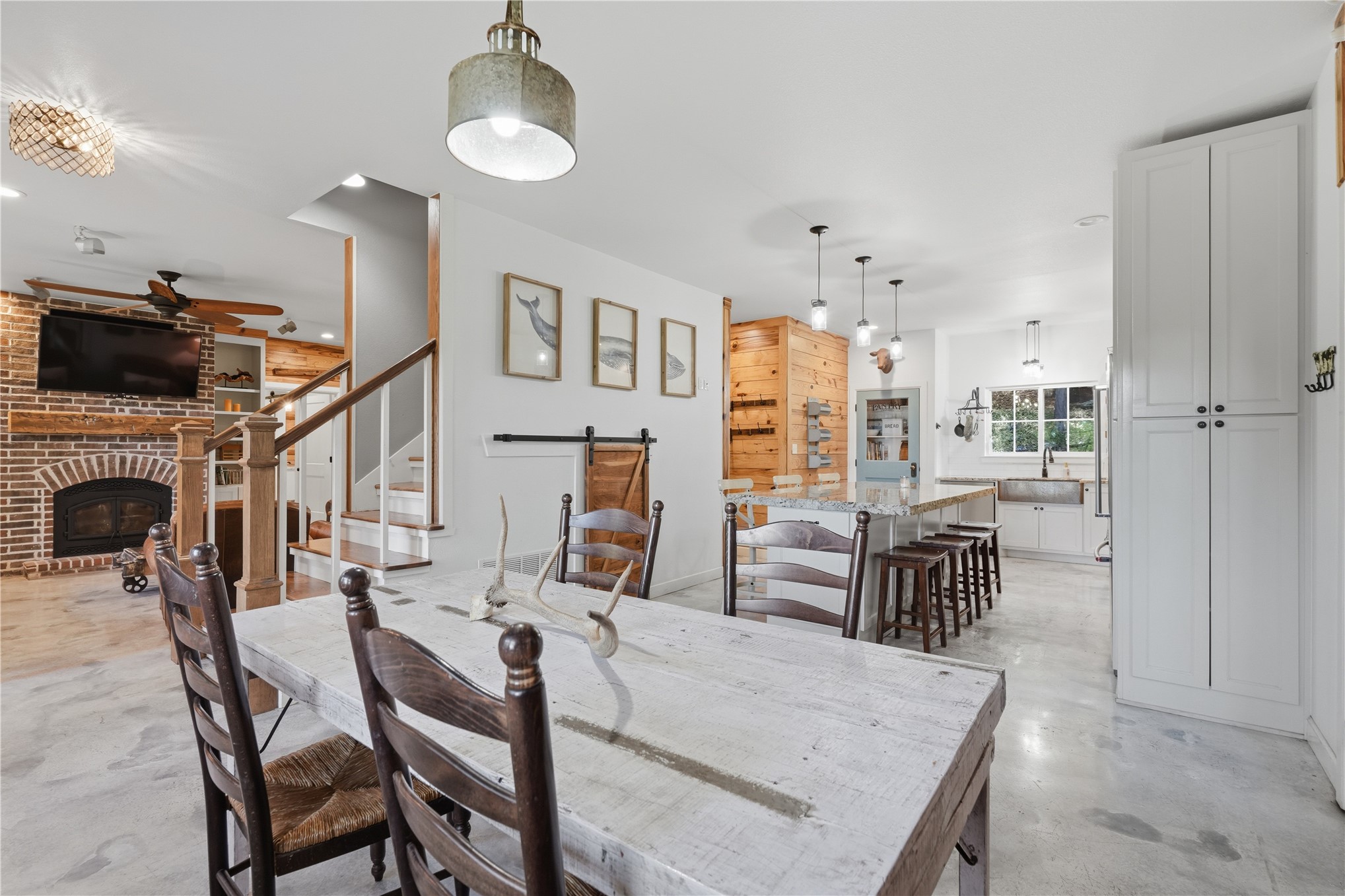 19430 Highway 80 Hulbert OK 74441