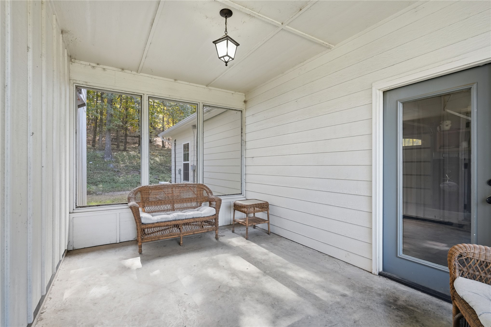 19430 Highway 80 Hulbert OK 74441