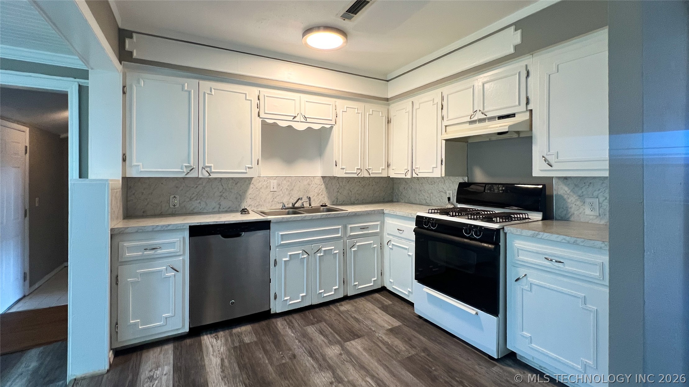 1230 N Olympia Avenue Tulsa OK 74127
