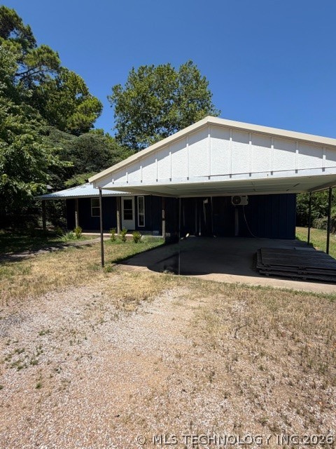 605 N Maytubby Street Tishomingo OK 73460