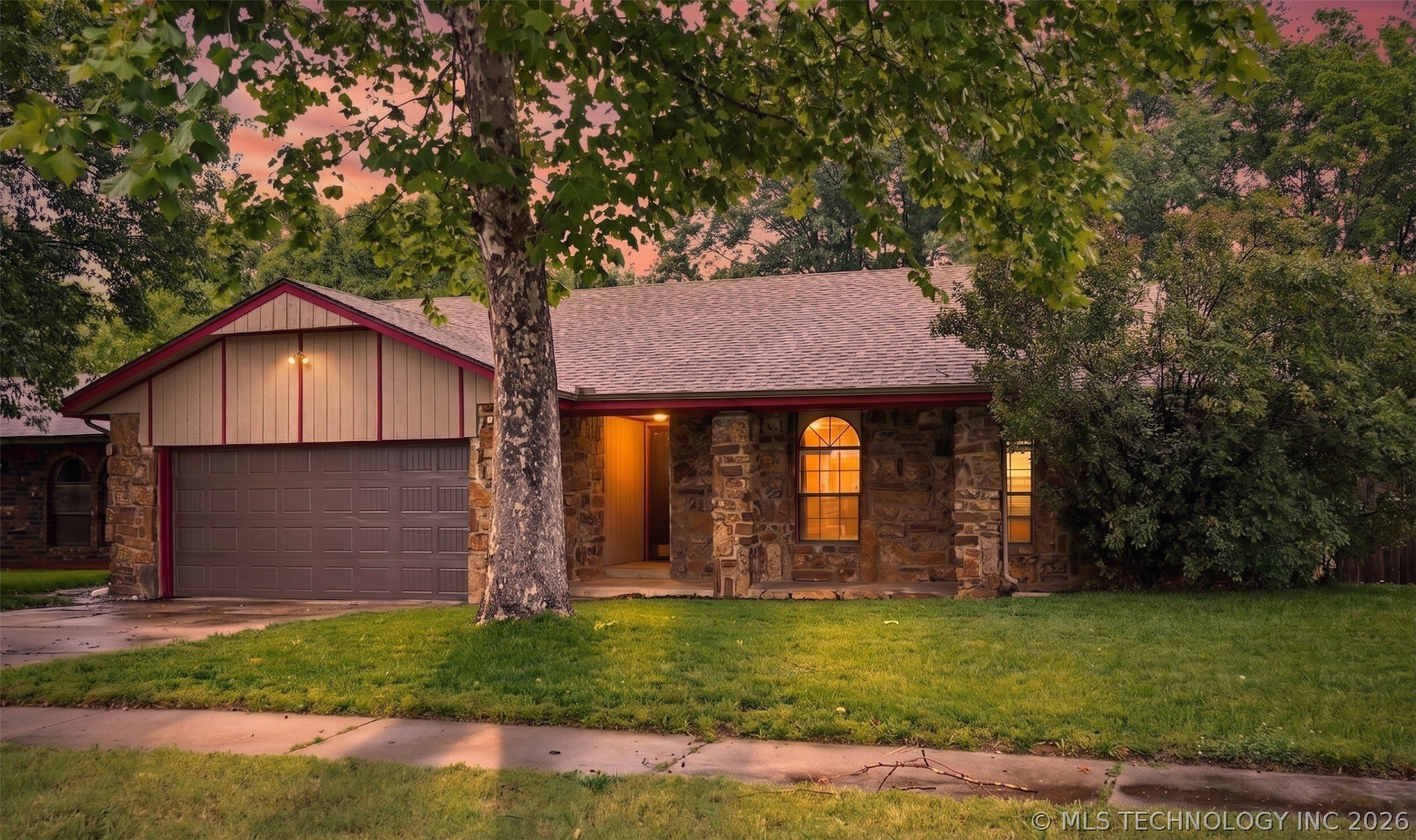 1112 W Memphis Street Broken Arrow OK 74012