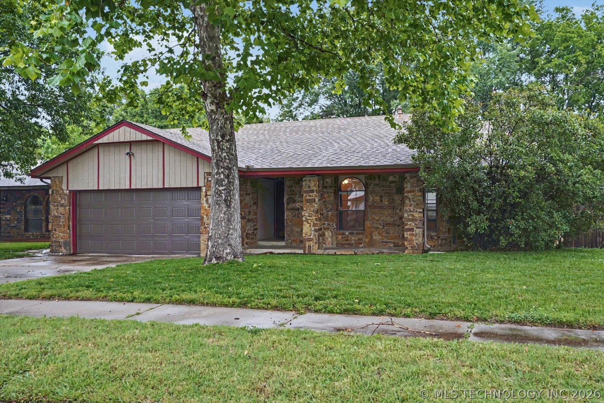 1112 W Memphis Street Broken Arrow OK 74012