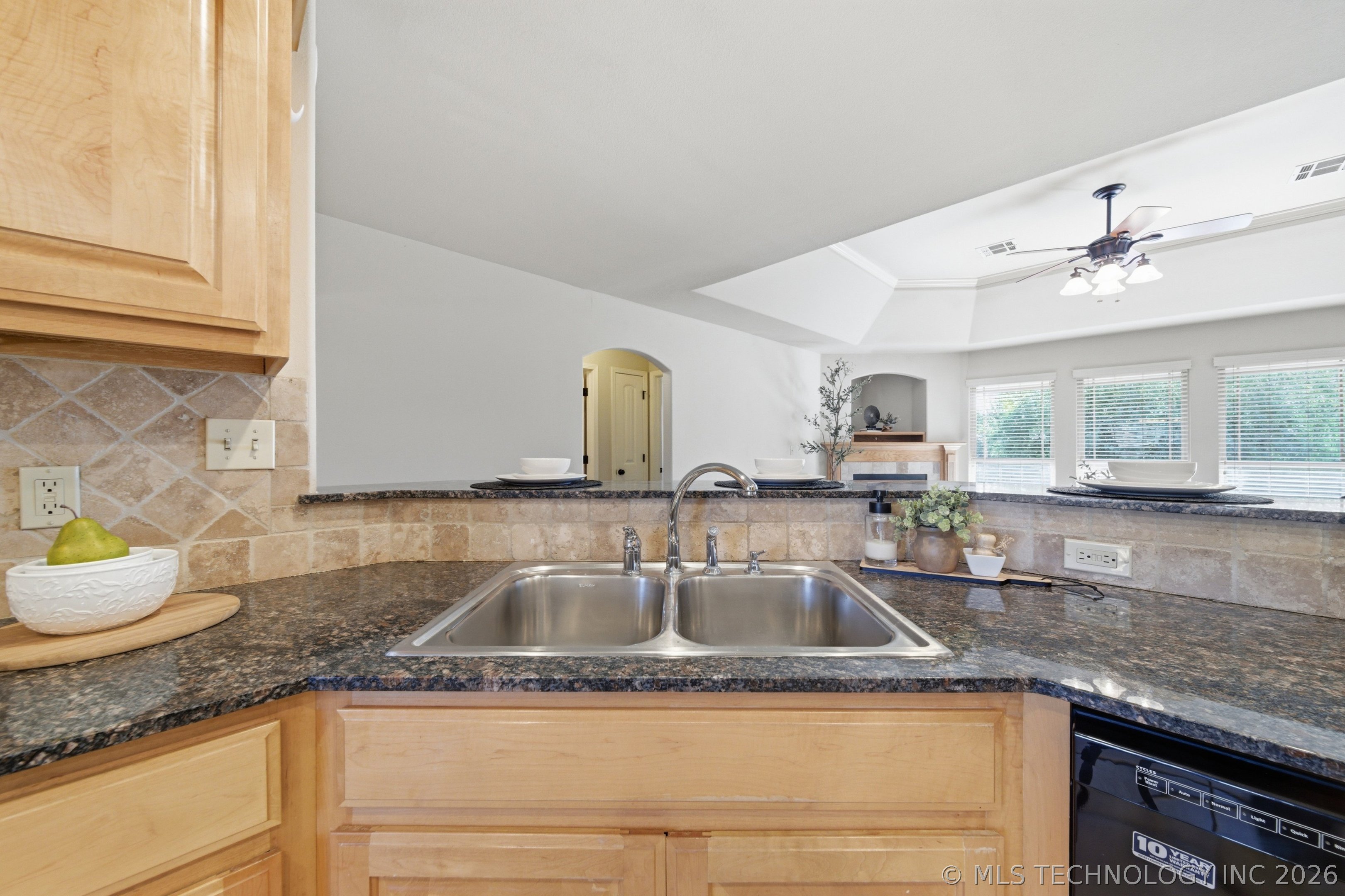 14738 Courtney Drive Glenpool OK 74033