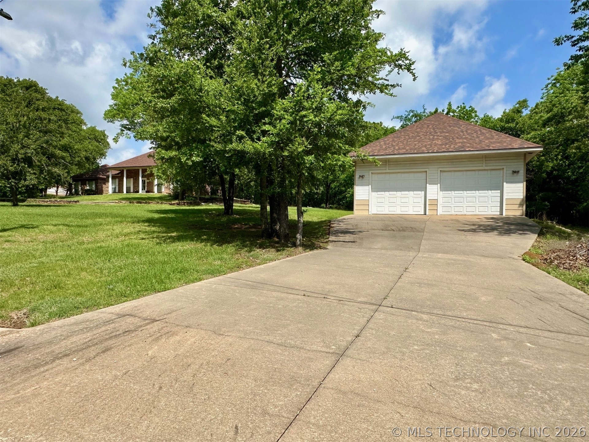6946 Red Oak Drive Kingston OK 73439