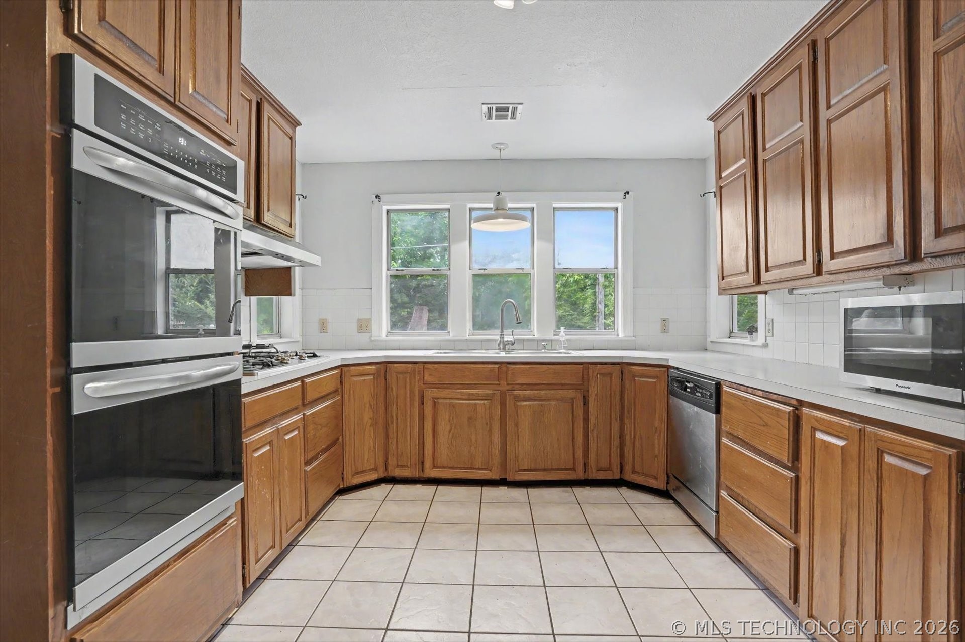 2314 Cornerstone Avenue Claremore OK 74017