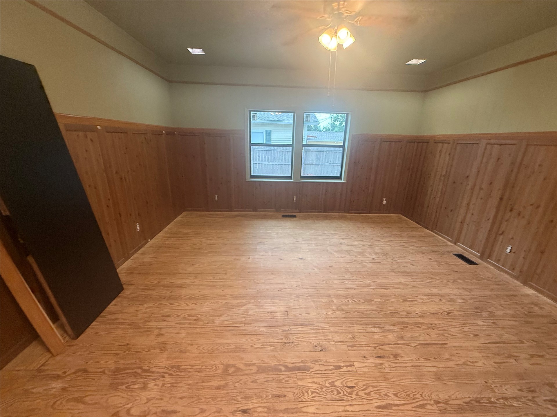 1910 E 9th Street Okmulgee OK 74447