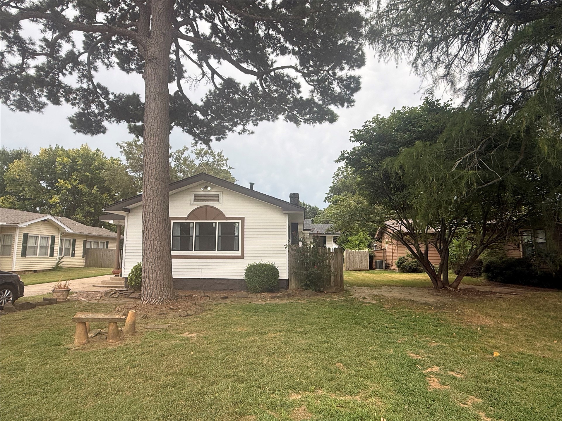1910 E 9th Street Okmulgee OK 74447