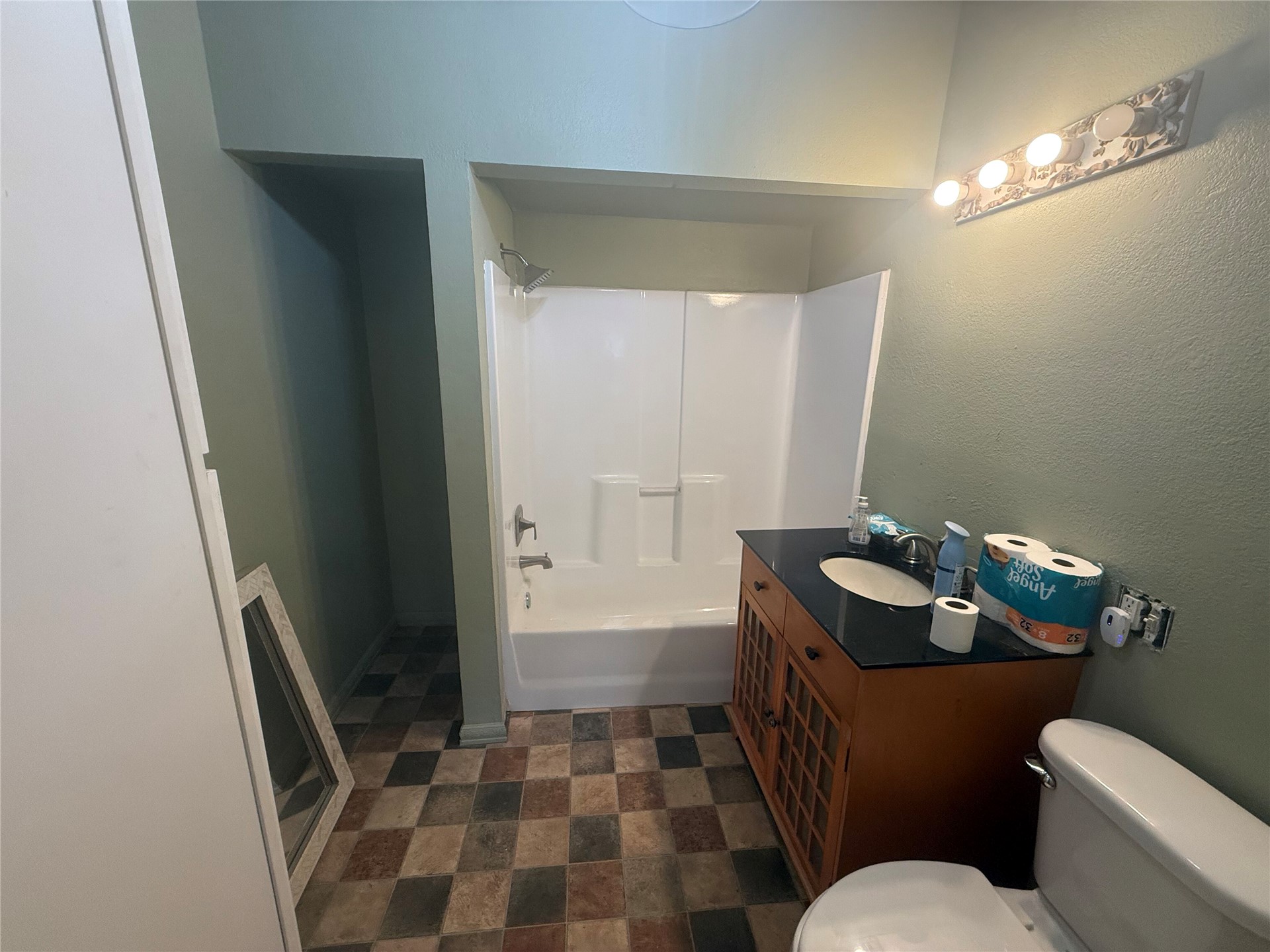 1910 E 9th Street Okmulgee OK 74447