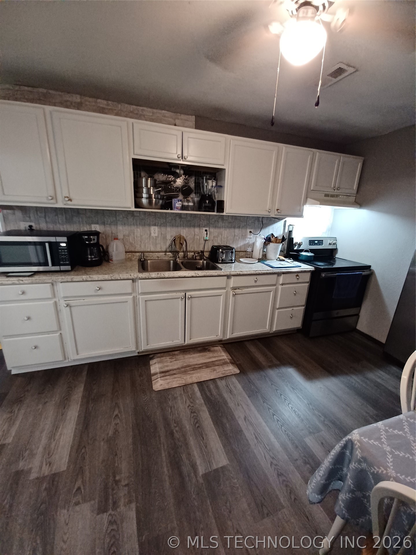 416747 Delaware Drive Checotah OK 74426