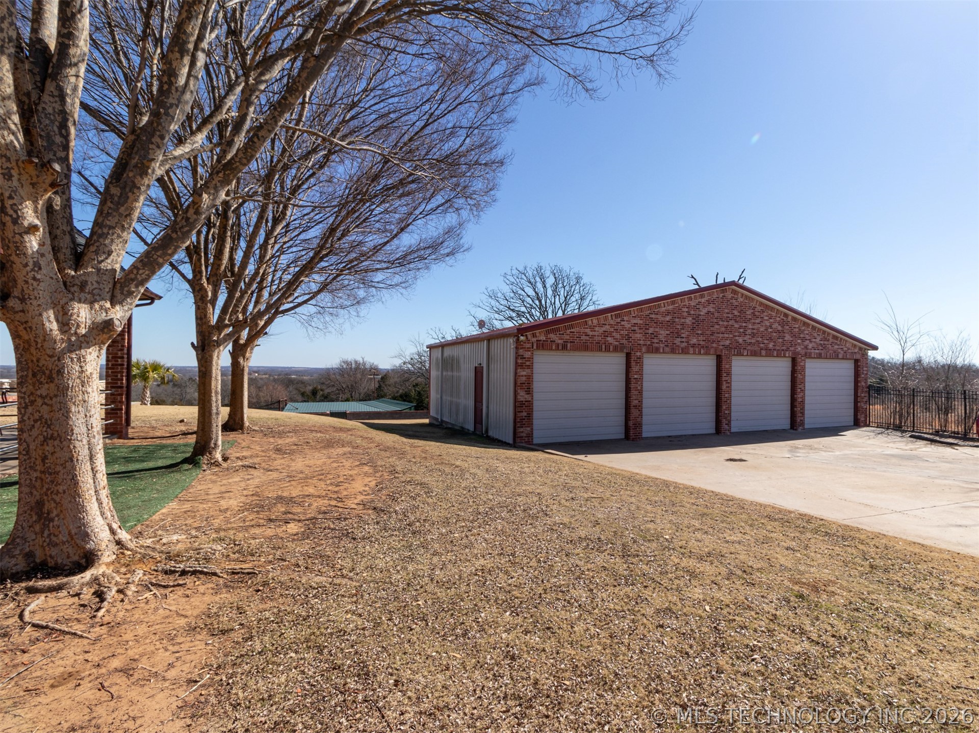 203 Hillcrest Heights Durant OK 74701