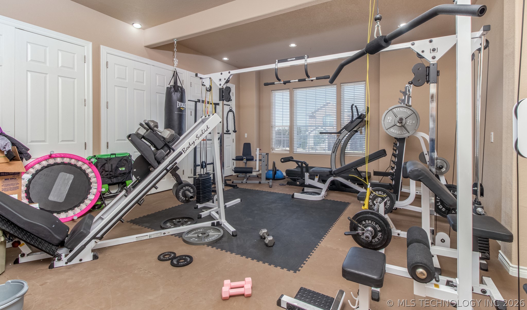 203 Hillcrest Heights Durant OK 74701