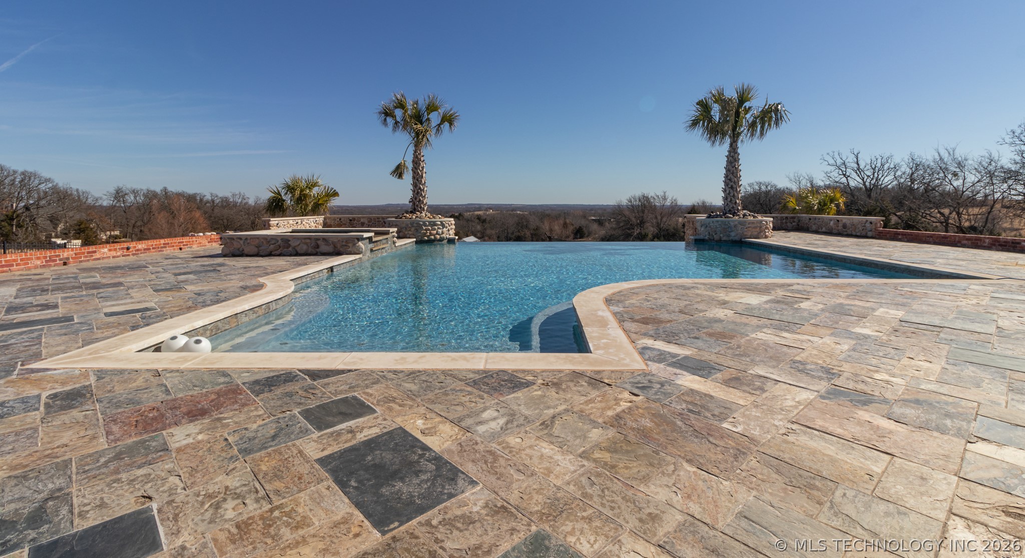 203 Hillcrest Heights Durant OK 74701
