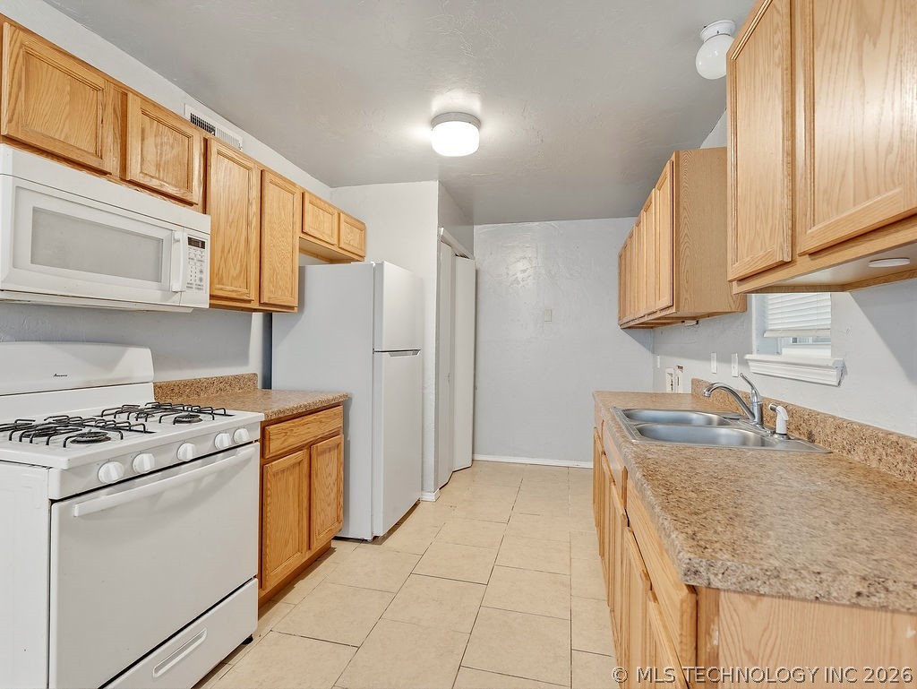 1810 S Broadway Ada OK 74820