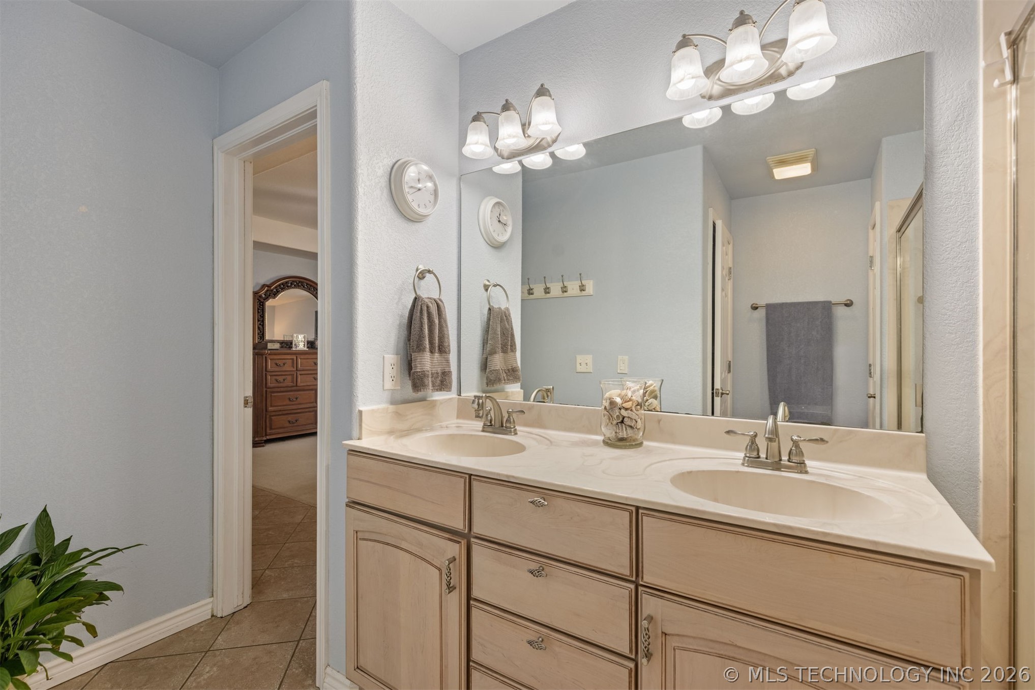 6338 W 77th Street Tulsa OK 74131