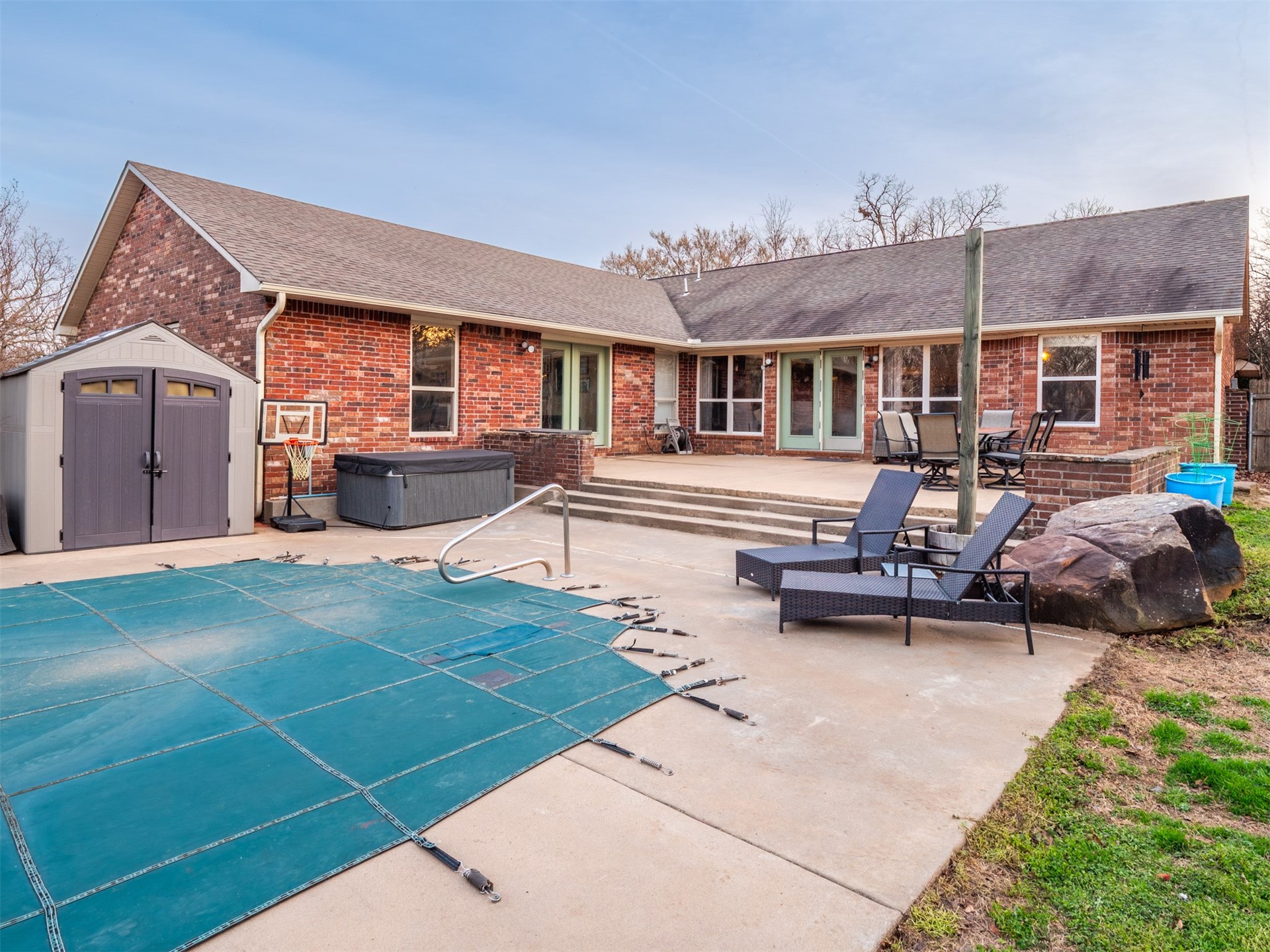 216 Peaceable Ridge Mcalester OK 74501