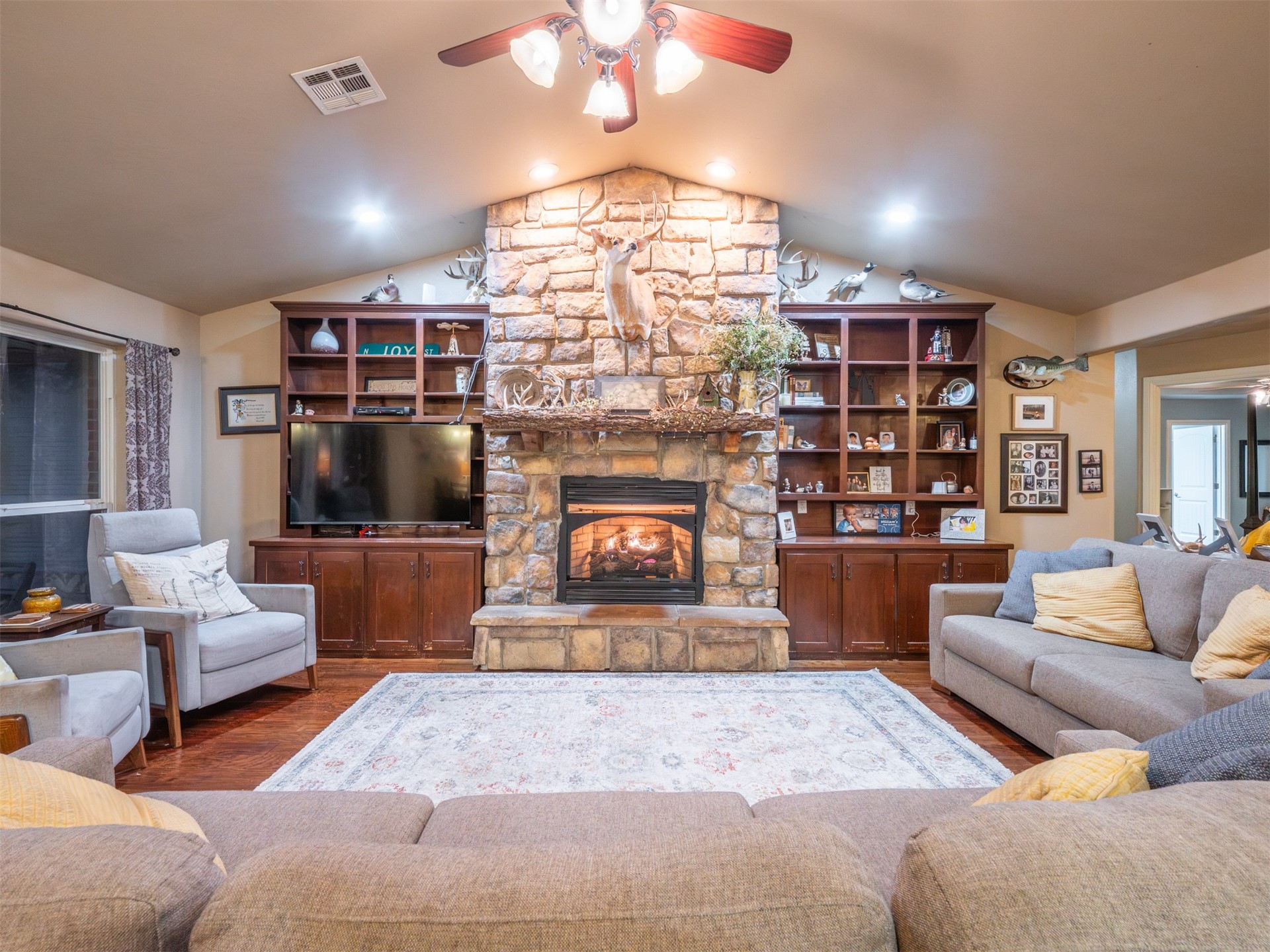 216 Peaceable Ridge Mcalester OK 74501
