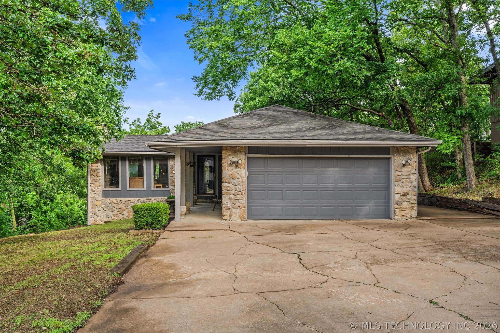 1329 Oakdale Drive Bartlesville OK 74006