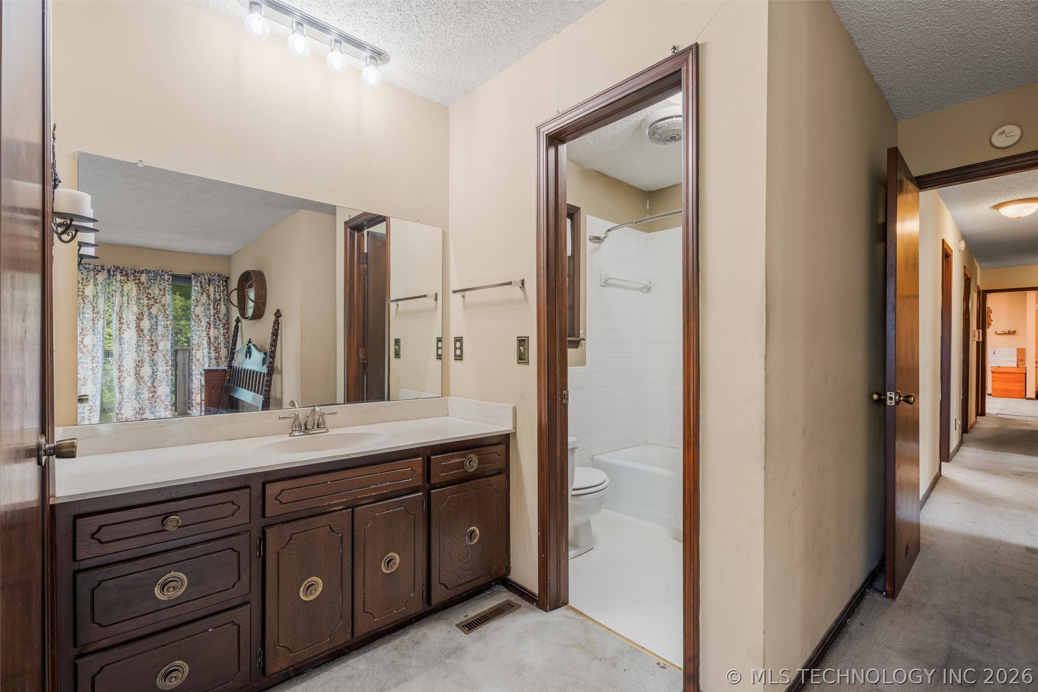 1329 Oakdale Drive Bartlesville OK 74006