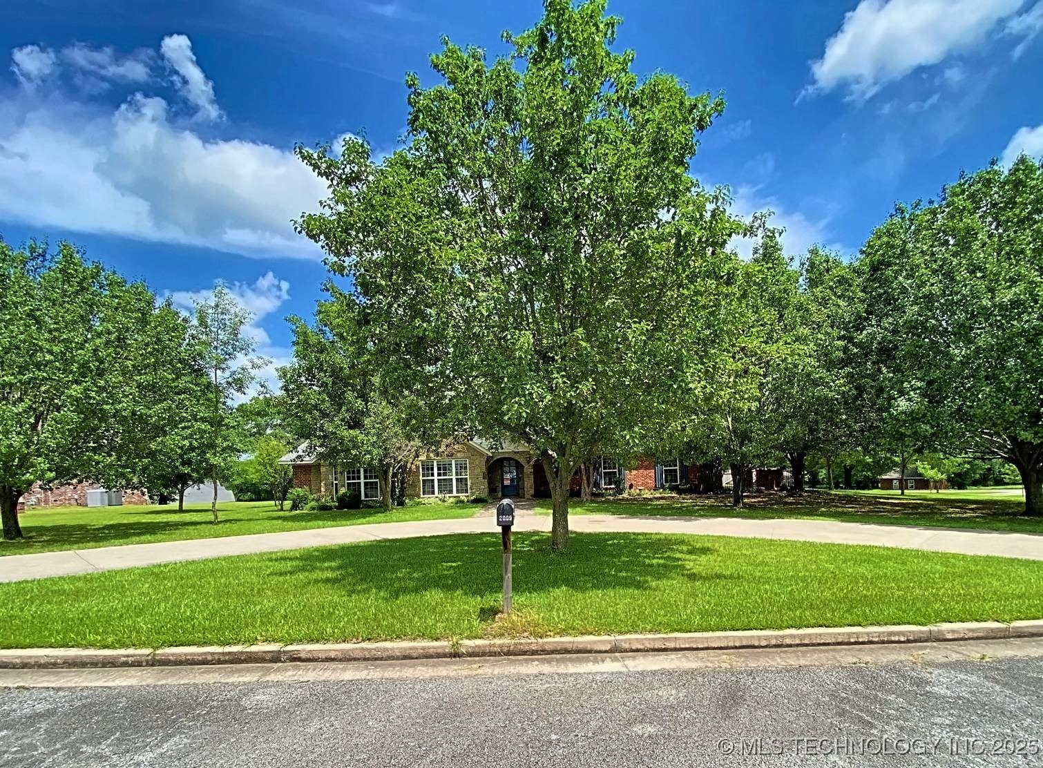 2009 Trailwood Street Stigler OK 74462