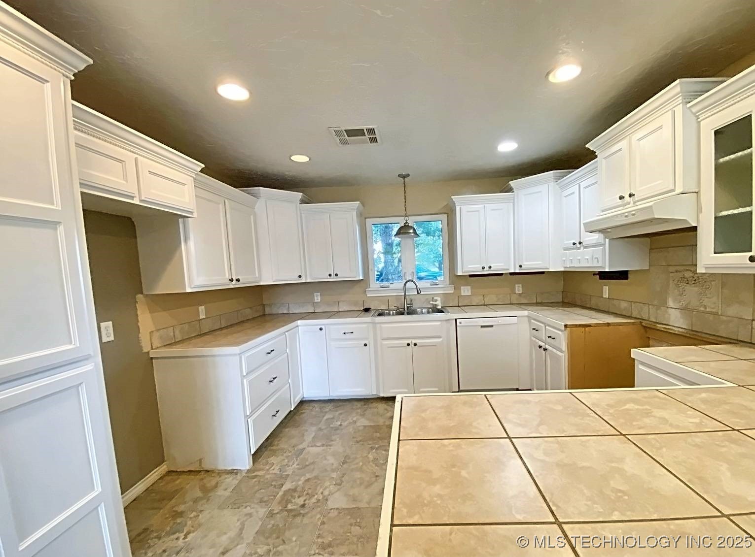 2009 Trailwood Street Stigler OK 74462