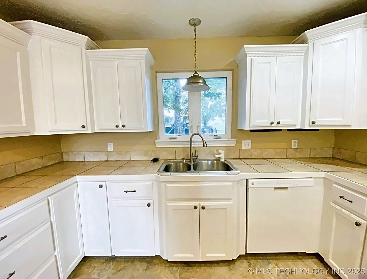 2009 Trailwood Street Stigler OK 74462