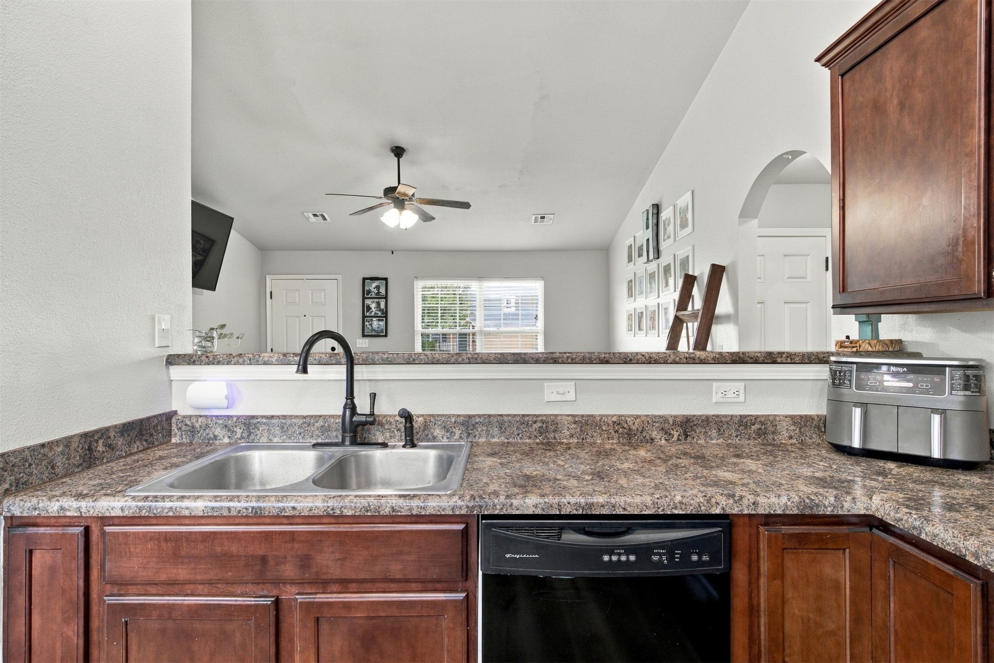 9 E Fairlane Place Sapulpa OK 74066