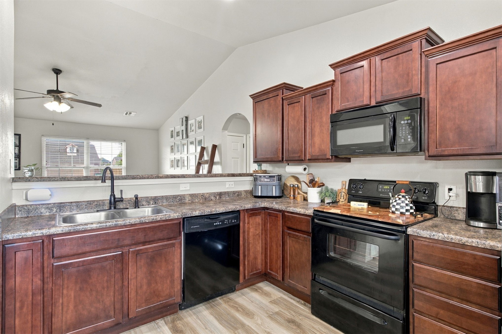 9 E Fairlane Place Sapulpa OK 74066