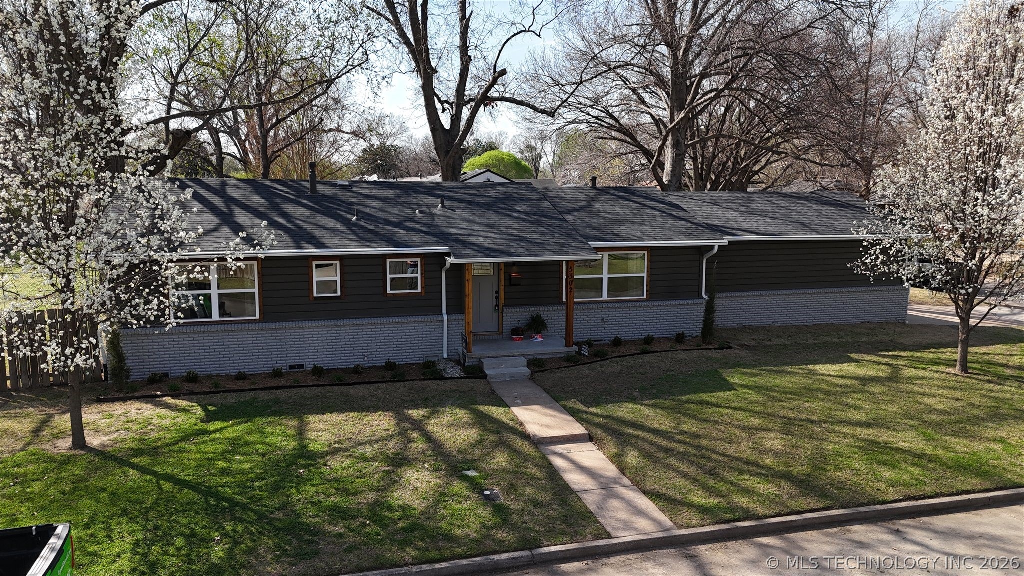 5302 S Saint Louis Avenue Tulsa OK 74105