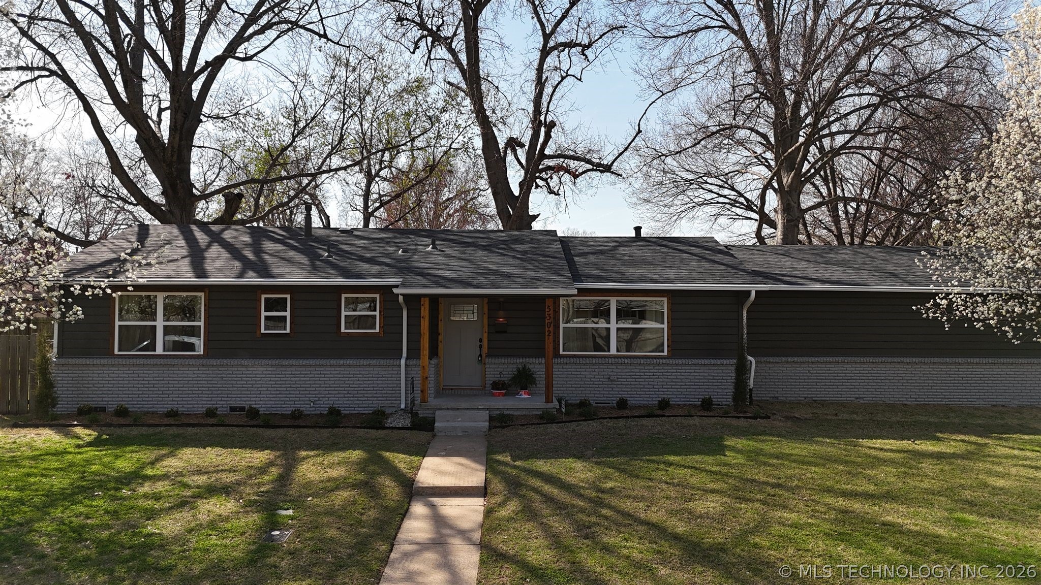 5302 S Saint Louis Avenue Tulsa OK 74105